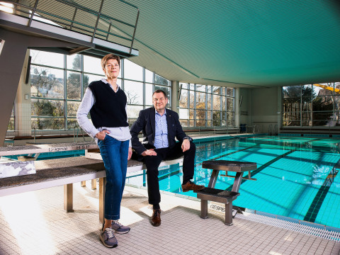 Mit Pausbacken Zum Perfekten Model, Kultfaktor Gmbh – WUVRE